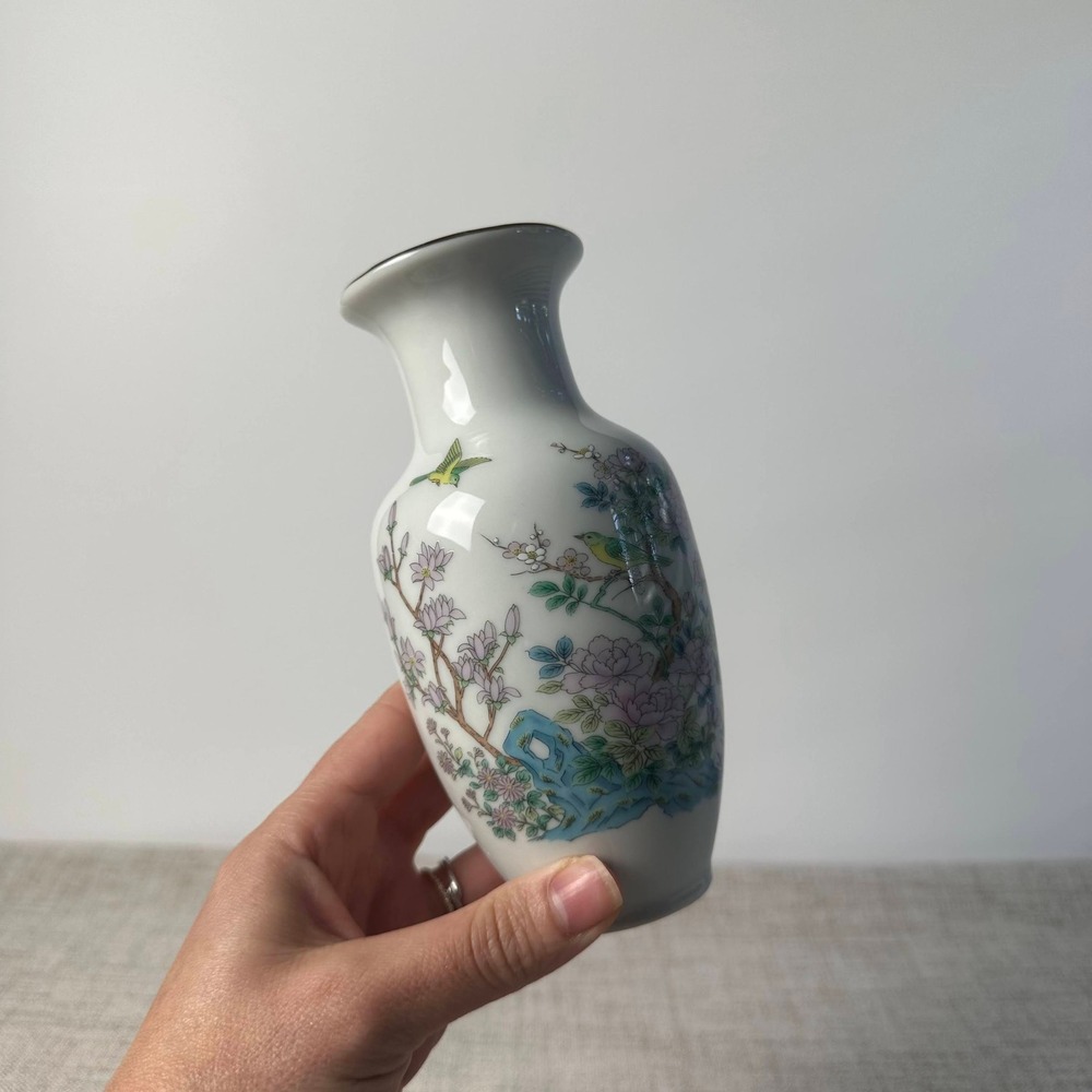 Vintage 1983 Enesco Japan Porcelain Vase Floral Birds Peonies Gold Trim